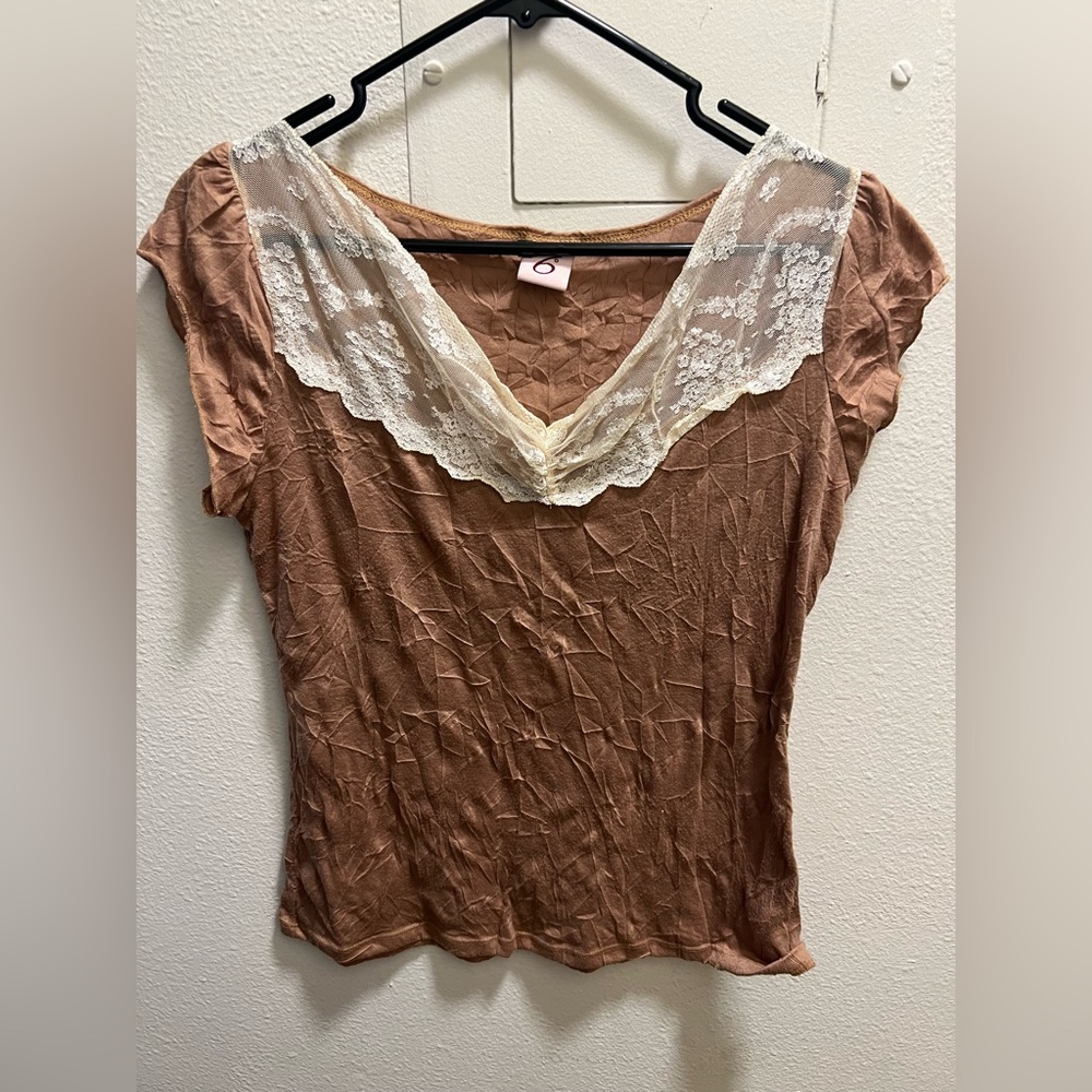 No. 6 Women’s shirt